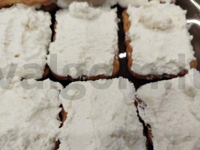 Varškės ir sausainių desertas Žingsnis 5