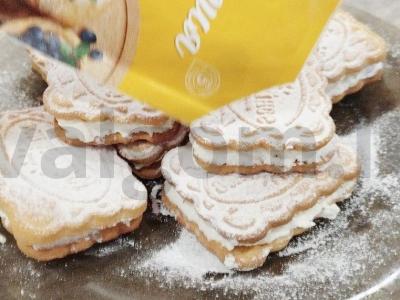 Varškės ir sausainių desertas Žingsnis 7