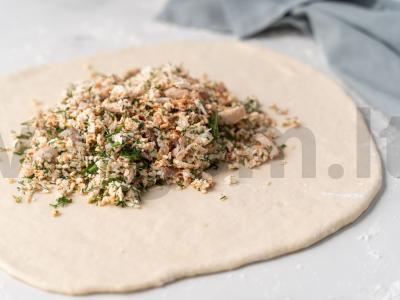 Ossetijos pyragas su vištiena ir sūriu Žingsnis 5