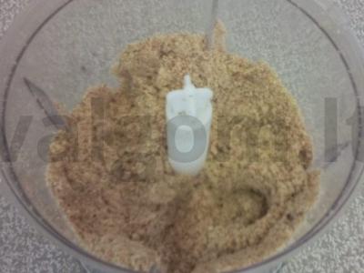 Šokoladinis sūrio pyragas su varškės sūriu Žingsnis 1