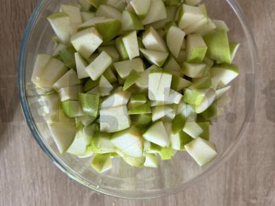 Sluoksniuotos bandelės su obuoliais ir cinamonu Žingsnis 1