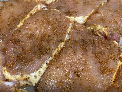 Kepta kiaulienos nugarinė su jūros druska ir prieskoniais Žingsnis 2