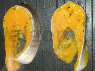 Grilio patiekalas „Upėtakis mango padaže su baziliku“ Žingsnis 4