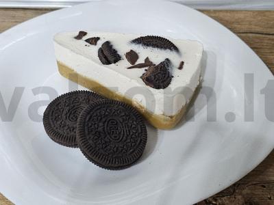 Švelnus sūrio pyragas be kepimo pagrindine nuotrauka