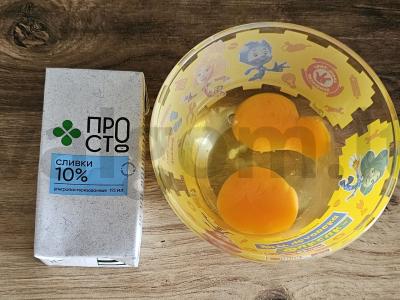 Makaronai su dešrelėmis ir pomidorais Žingsnis 2