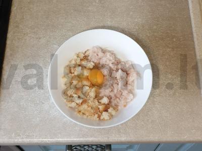 Žuvies kotletai su lydytu sūriu Žingsnis 1