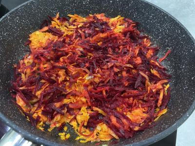 Borsčas su jautiena ant kaulų Žingsnis 3