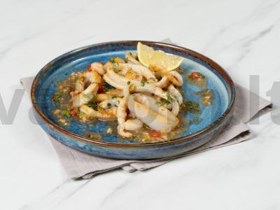 Marinuoti kalmarai pagrindine nuotrauka