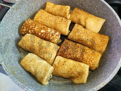 Blynai su žaliu svogūnu ir kiaušiniu Žingsnis 5