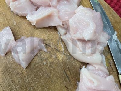 Švelni vištienos filė su grietinėlėmis ir grybais Žingsnis 1