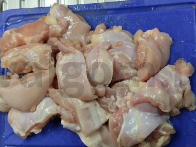 Aštrus karamelizuotas vištienos filė Žingsnis 1