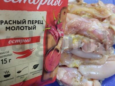 Aštrus karamelizuotas vištienos filė Žingsnis 2