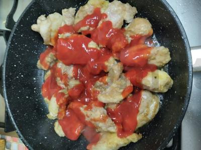 Aštrus karamelizuotas vištienos filė Žingsnis 7