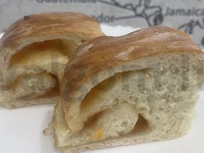 Suktinė bandelė pagrindine nuotrauka