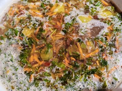 Baltųjų pupelių sriuba su limonu ir aštriu pipiru Žingsnis 5