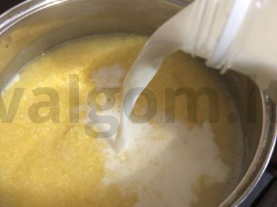 Kukurūzų košė su pienu Žingsnis 3