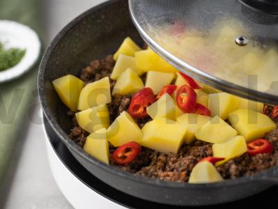 Bulvių ir lęšių troškinys su faršu Žingsnis 5