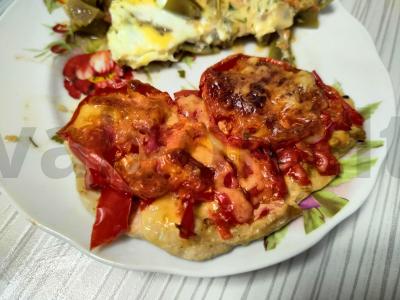 Kiaulienos kepsniai su paprika ir sojų padažu pagrindine nuotrauka