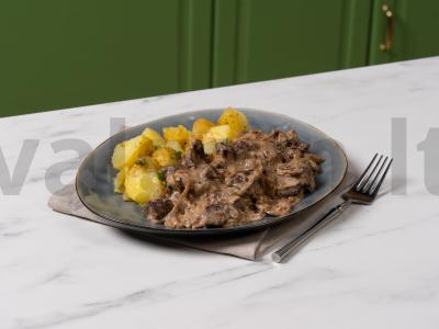 Kalakutienos kepenėlės grietinėje pagrindine nuotrauka