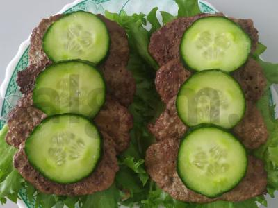 Rytinis sumuštinis su vištienos kepenėlėmis pagrindine nuotrauka