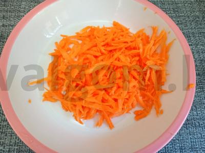 Morkų salotos su antis skrandžiais Žingsnis 1