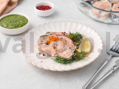 Lašišų steikai su pesto padažu pagrindine nuotrauka