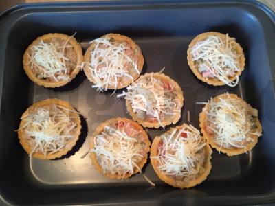 Pyragėliai su picos įdaru Žingsnis 11