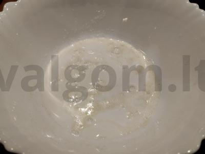 Obuolių keksiukai su augaliniu aliejumi Žingsnis 2