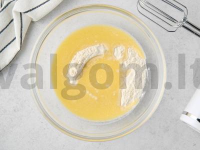 Japonų biskvitas Žingsnis 2