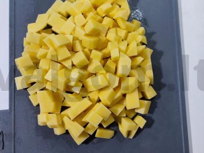 Sriuba su rūkytomis vištienos kojelėmis Žingsnis 1