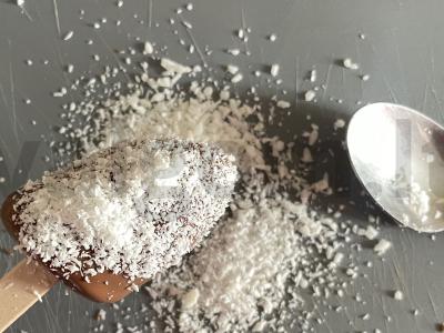 Bananu šokoladiniame glazūre su pabarstukais Žingsnis 4