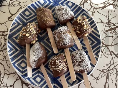 Bananu šokoladiniame glazūre su pabarstukais Žingsnis 5