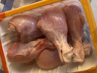 Bulvės ir vištienos blauzdelės česnako-grietinės padaže Žingsnis 1