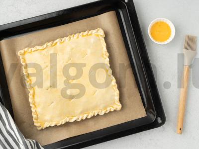 Pyragas su voveraitėmis Žingsnis 8