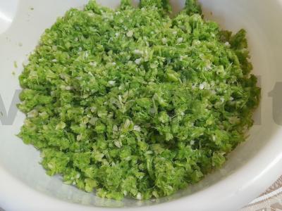 Česnakinė padažas iš česnako stiebų Žingsnis 3