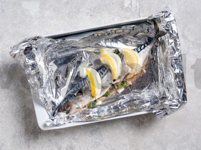 Skumbrė su citrina ir svogūnu Žingsnis 8