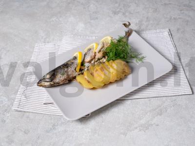 Skumbrė su citrina ir svogūnu pagrindine nuotrauka