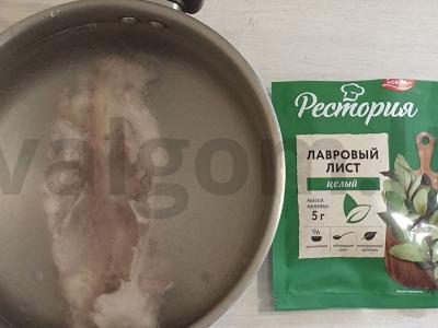 Vištienos sultinys su žolelėmis ir kiaušiniu Žingsnis 2