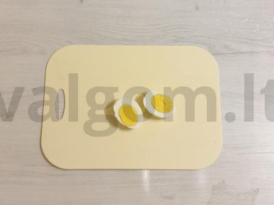 Vištienos sultinys su žolelėmis ir kiaušiniu Žingsnis 7