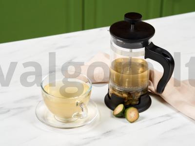 Žaliasis arbata su feijoa pagrindine nuotrauka