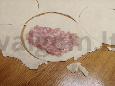 Čeburekai ant virinto tešlos „Sultingi“ Žingsnis 9