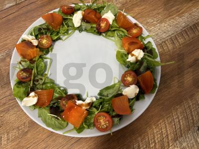 Salotas su rukola ir persimonu „Kalėdų vainikas“ Žingsnis 6