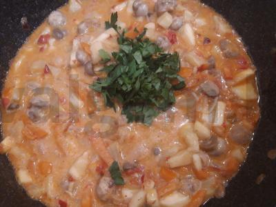 Daržovių troškinys su grybais Žingsnis 15