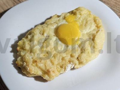 Varškės hachapuri pagrindine nuotrauka