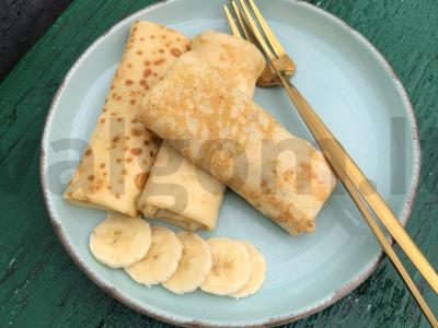 Blynai su bananų šokoladiniu kremu pagrindine nuotrauka