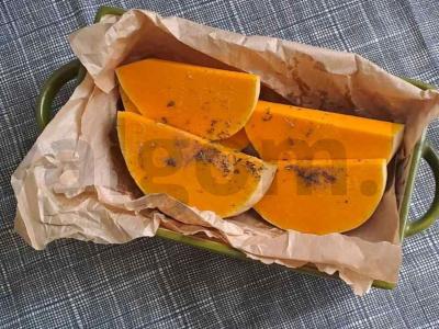 Moliūgų kreminė sriuba su stracciatella ir krevetėmis Žingsnis 2