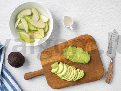 Žalias salotas su kukurūzais, varške ir obuoliu Žingsnis 3