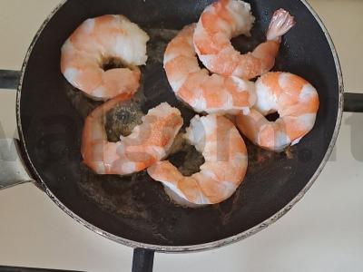 Moliūgų kreminė sriuba su stracciatella ir krevetėmis Žingsnis 7