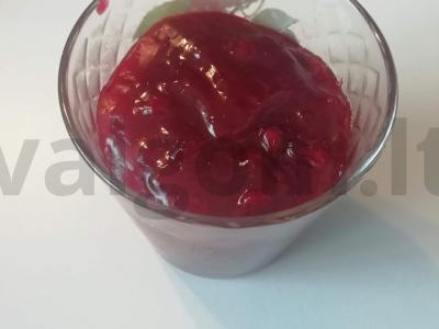 Varškės sūreliai su spanguolėmis Žingsnis 2