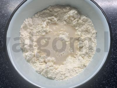 Duona su varškės sūriu ir avižiniais dribsniais Žingsnis 6